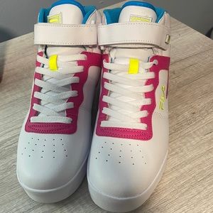 Women fila f-13 high top sneakers size 9 new without box